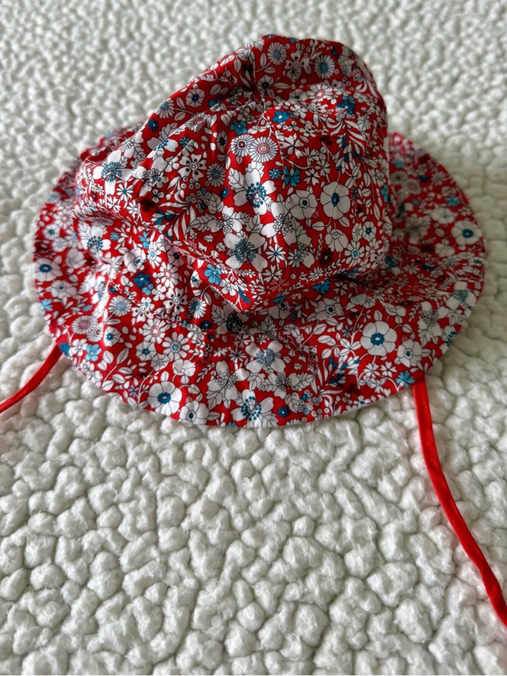 Jacadi Red Floral Sun Hat with White and Blue Flowers